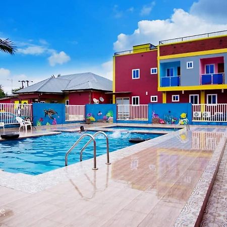 Hohoe Kikis Court Resort מראה חיצוני תמונה